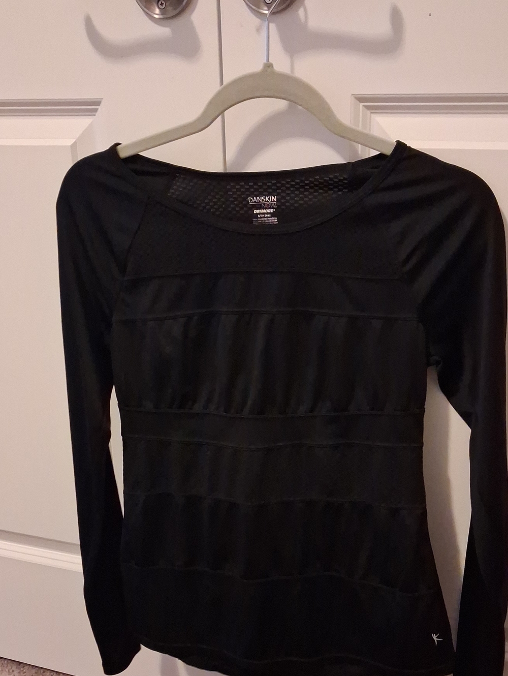 Danskin Drimore Workout Outdoor Sporty Top